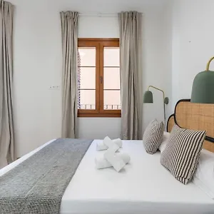  Apartment Don Remondo Catedral By Thegoodtourist