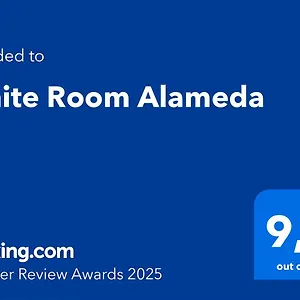  Apartment White Alameda